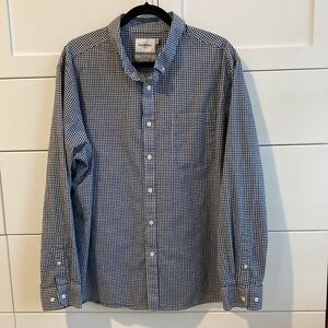 Goodfellow and Co button down shirt
Size 2XL slim
